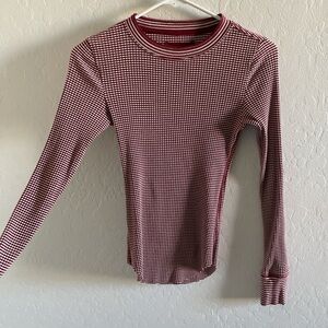 Aerie Red and White Patterned Long Sleeve Tee